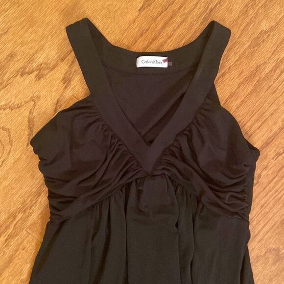Calvin Klein black dress, not sure of size I believe it’s small see measurements - Picture 2 of 8